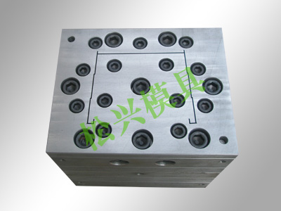 wire-casing mould