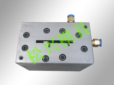 PS foaming profile mould