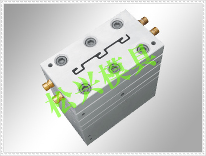 Foaming profile mould